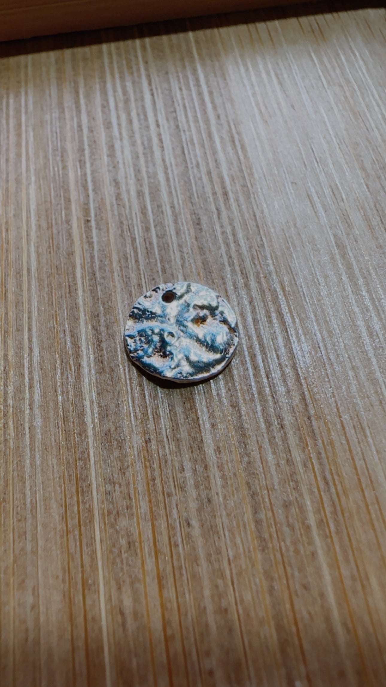 Ciondolo Disco Battuto