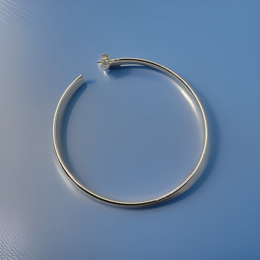 Hoop earring