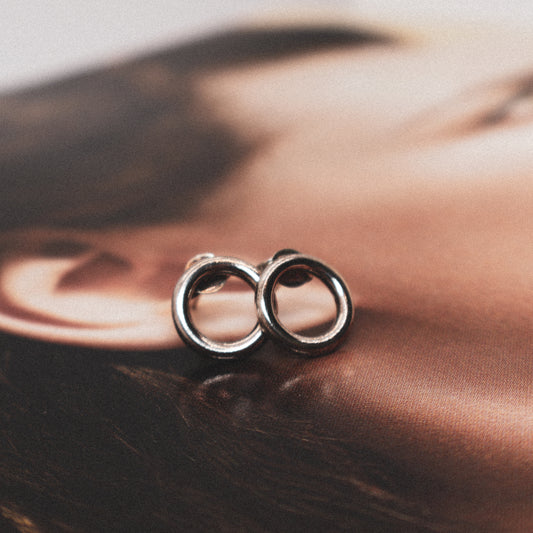 Circle Lobe Earring