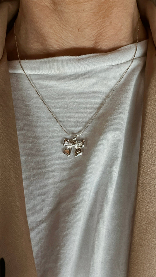 Collana fiocco