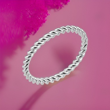 Intreccio ring