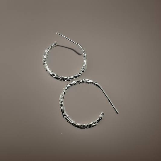 Boucles d'oreilles moletées