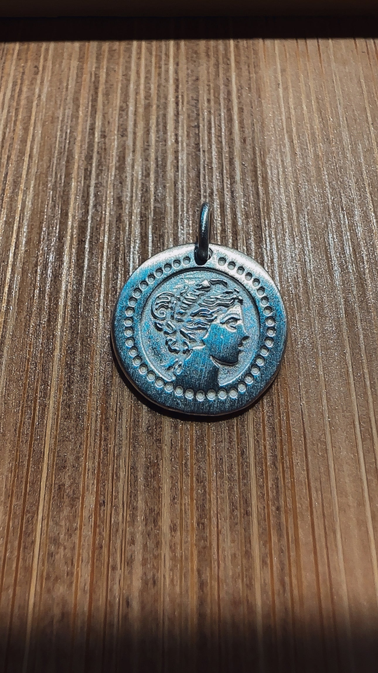 Ciondolo Dea Greca