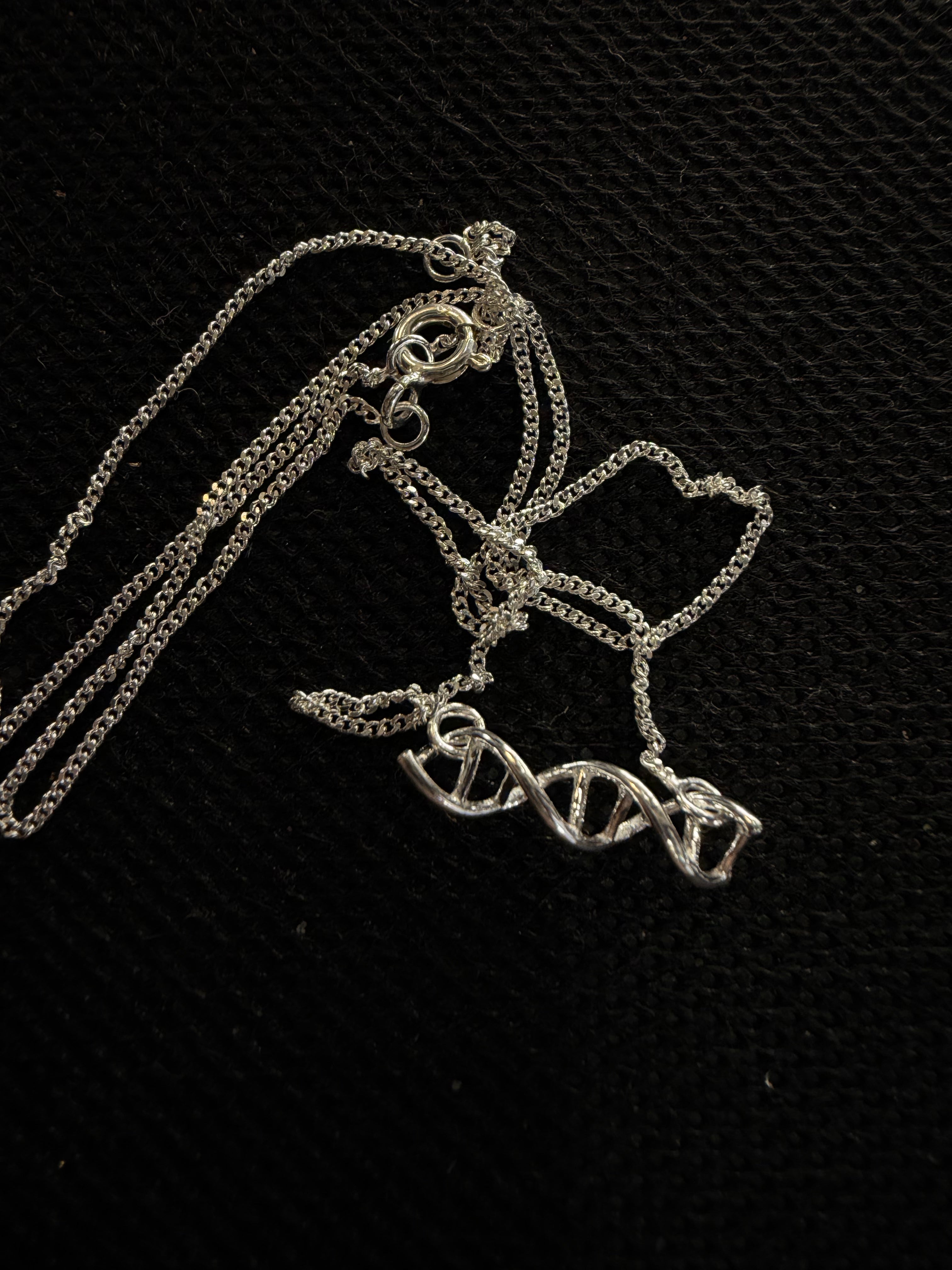 Collana DNA - LAB.0.925