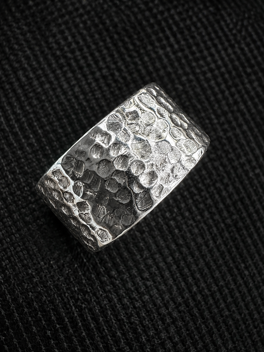 Anello fascia diamantata