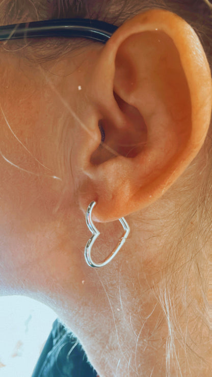 Heart wire earrings