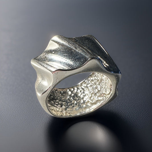 Bague vague